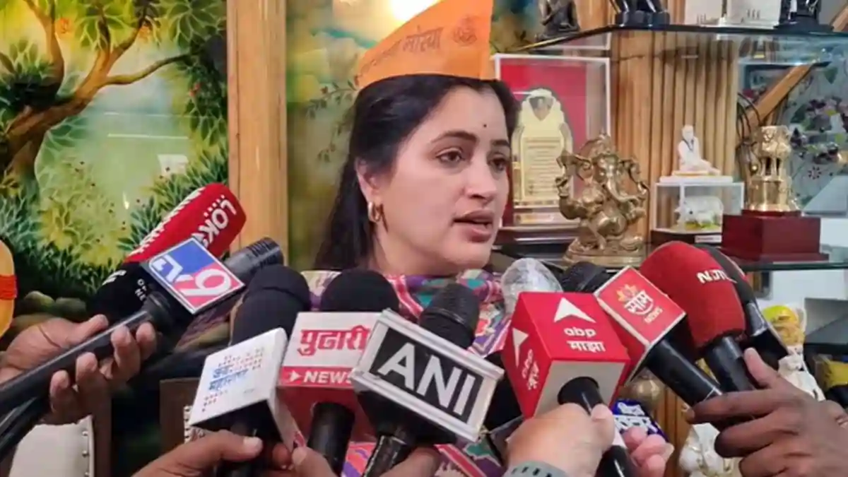 Navneet Rana reaction on Manoj Jarange Patil protest during Ganesh festival